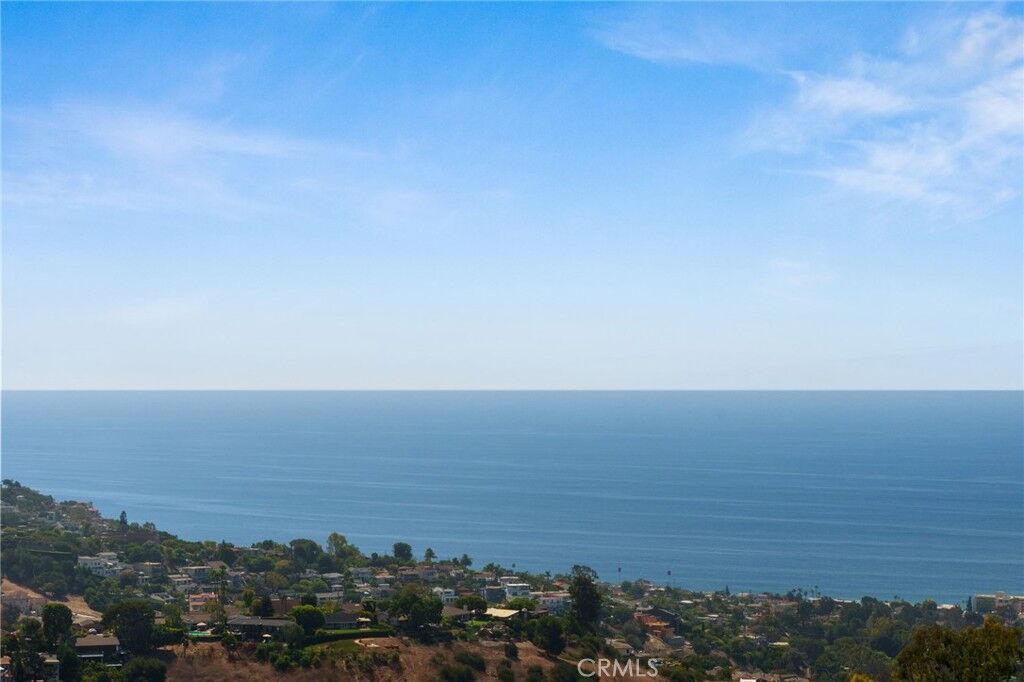 Property Photo:  2155 Temple Hills  CA 92651 