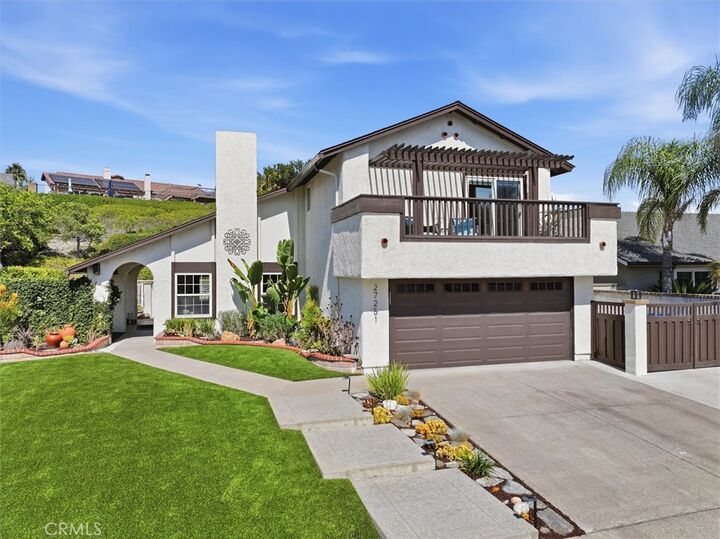 Property Photo:  27251 Via Burgos  CA 92691 