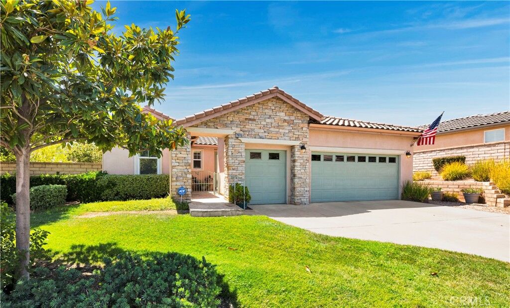 Property Photo:  29115 Parkhill Court  CA 92584 