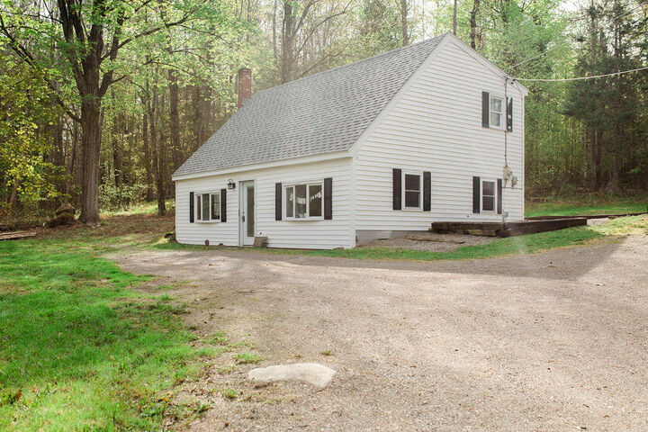 Property Photo: 7 Upper Oak Point Road ME 04496