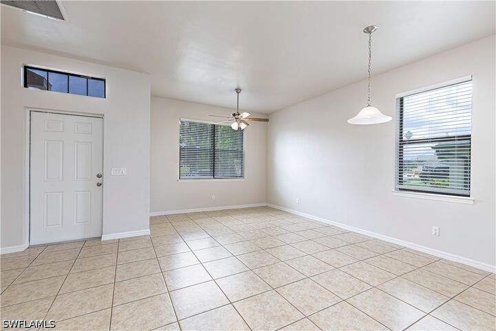 Property Photo: 819 SW 14th Place FL 33991