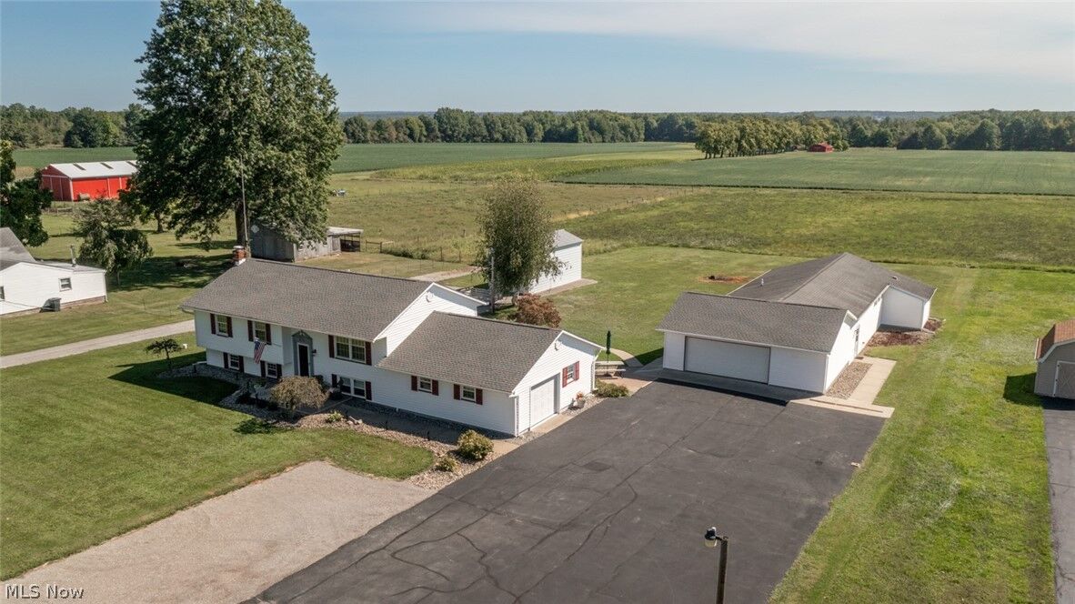 Property Photo: 3766 Youngstown Kingsville Road OH 44410
