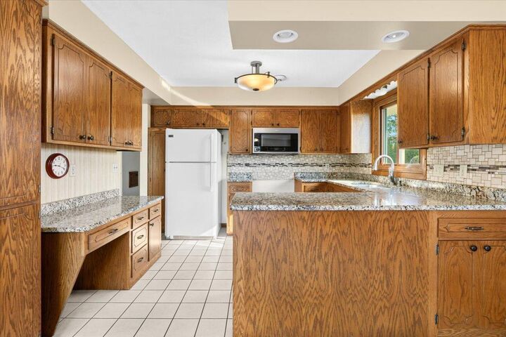 Property Photo:  7901 37th Avenue N  MN 55427 