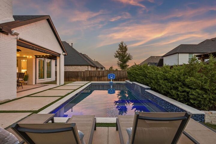 Property Photo: 1581 Turnberry Drive TX 75078