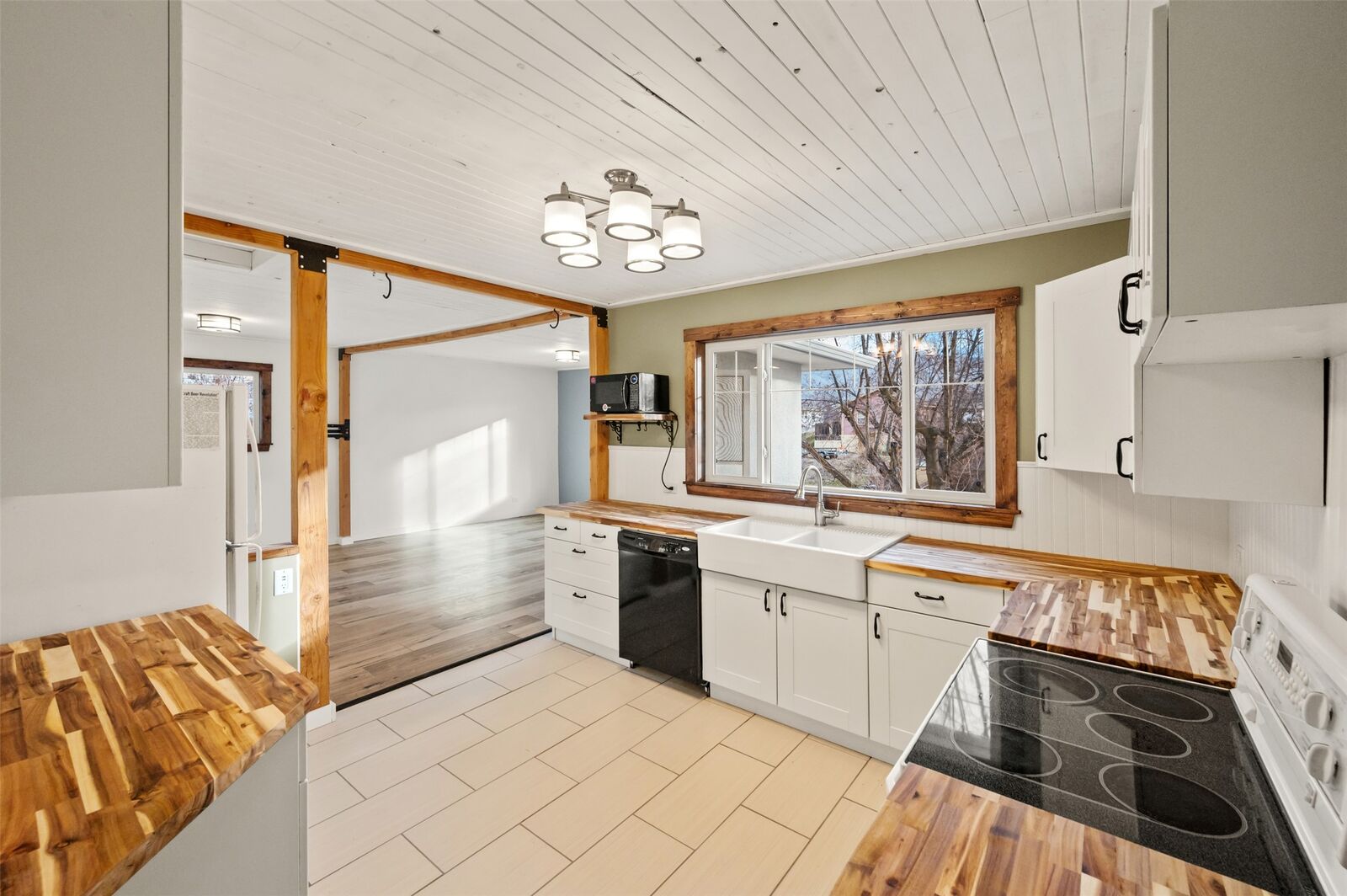Property Photo:  6470 Hollow Street  BC V0H 1T0 