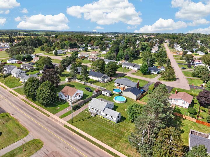 Property Photo:  33 Bayview Drive  PE C1N 3Z9 