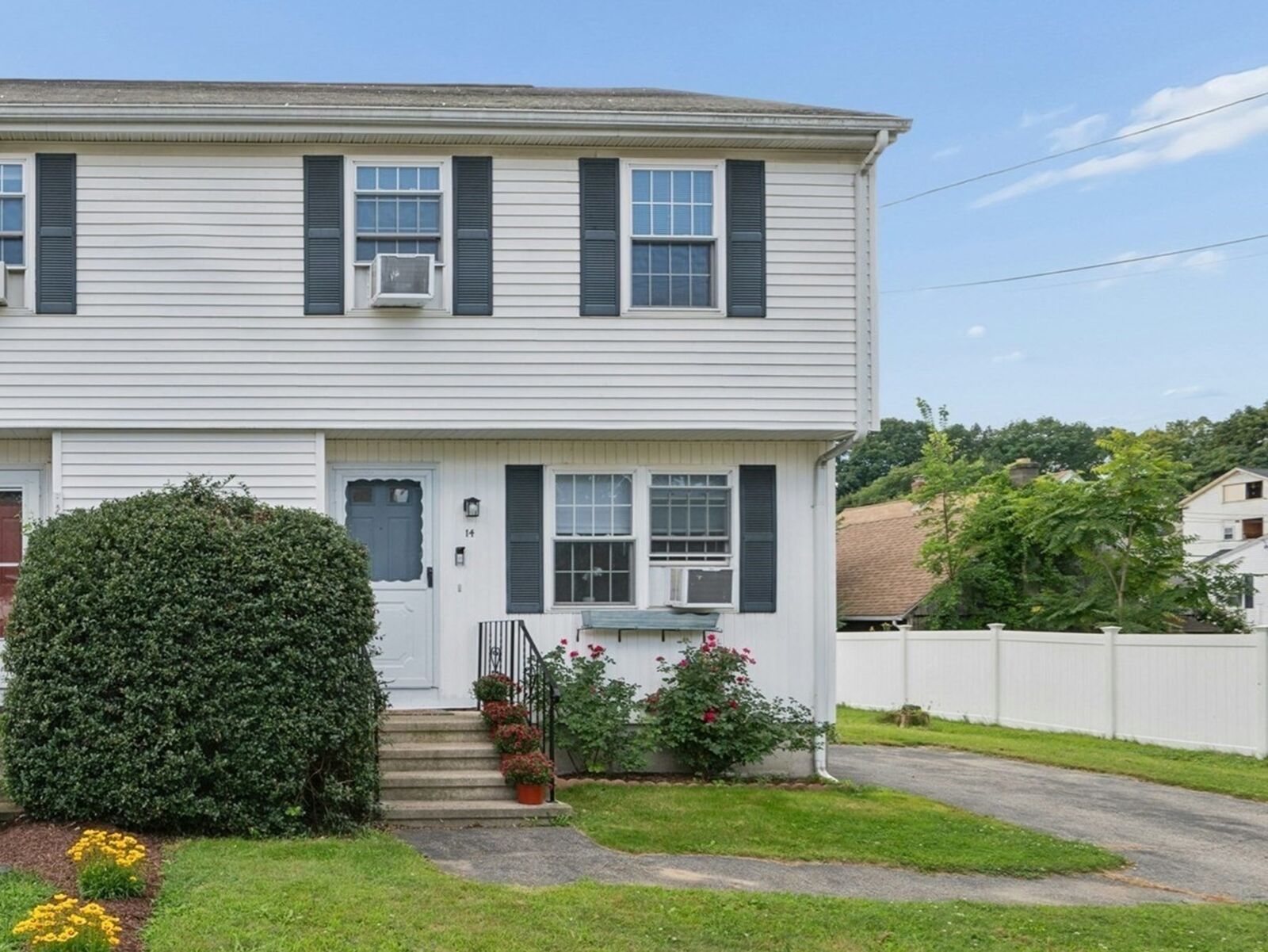 Property Photo: 14 Phoenix St MA 01604