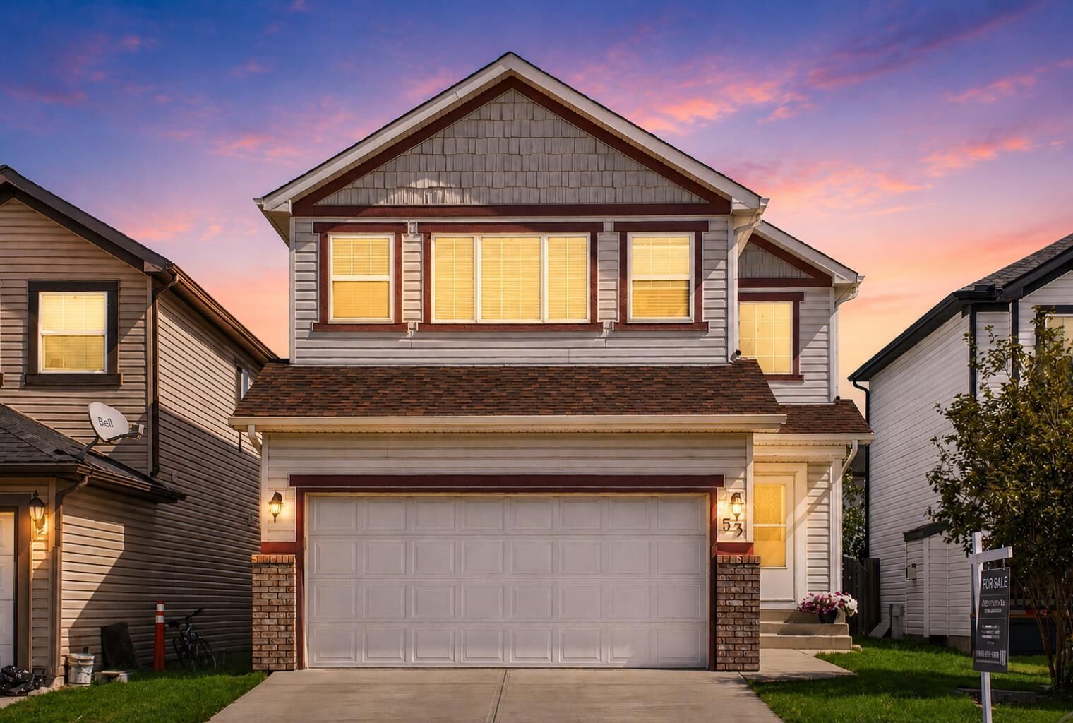 Property Photo: 53 Marthas Place NE AB T3J 4P4