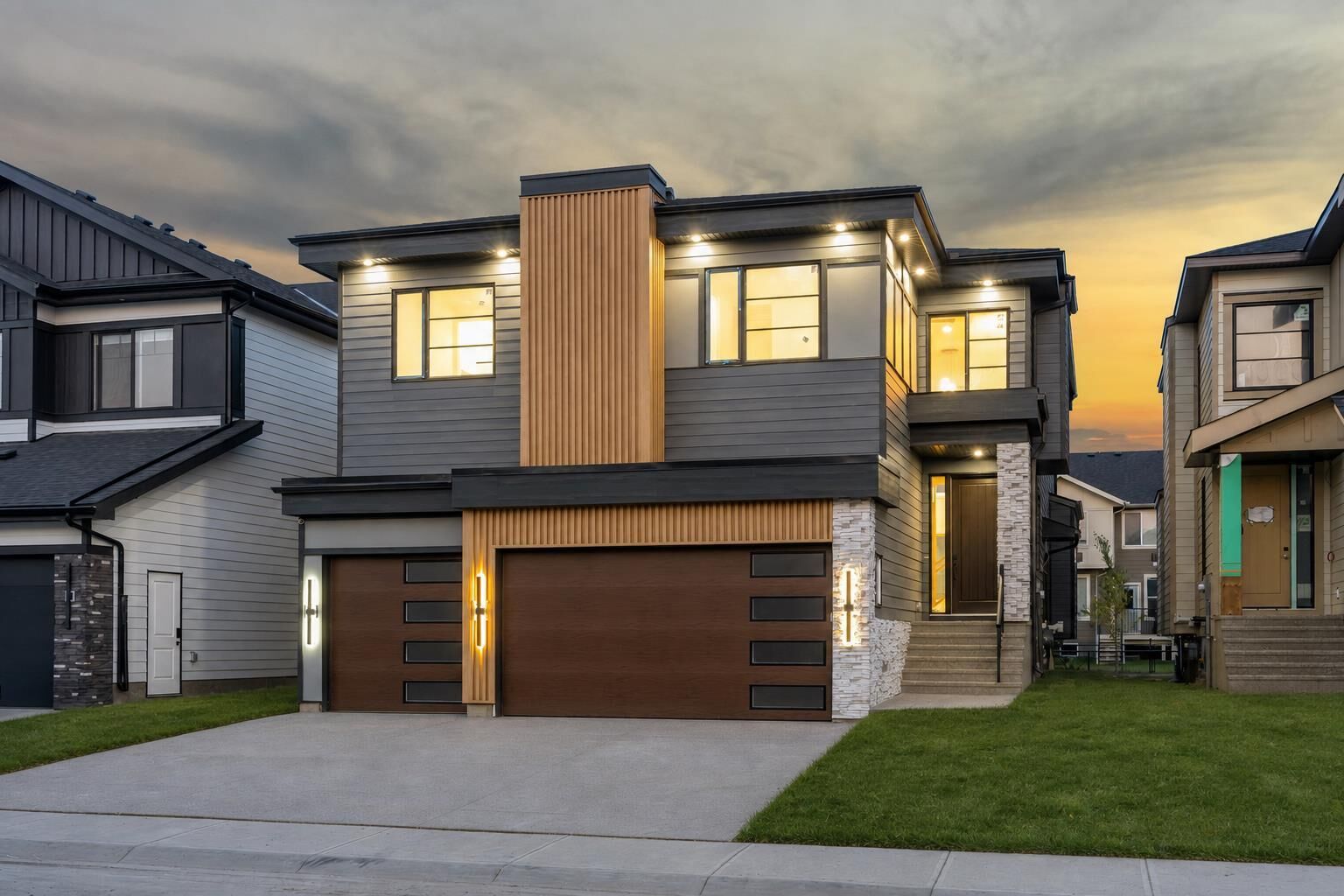 Property Photo:  135 South Shore Road  AB T1X 3G2 