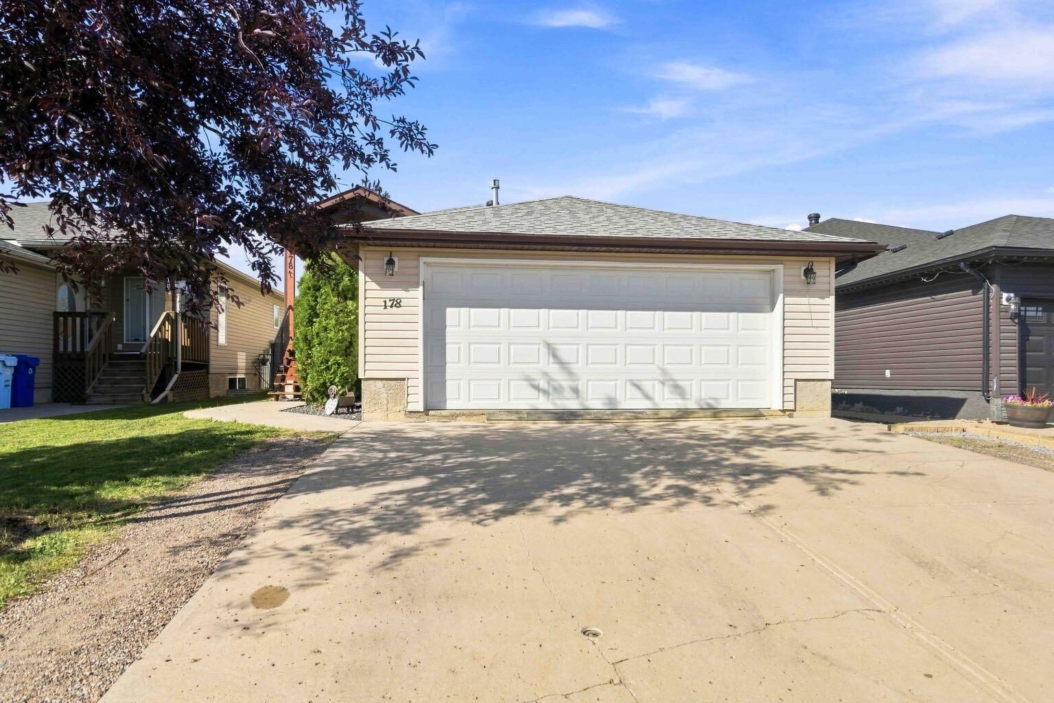 Photo de la propriété: 178 Laffont Way AB T9K 2R3