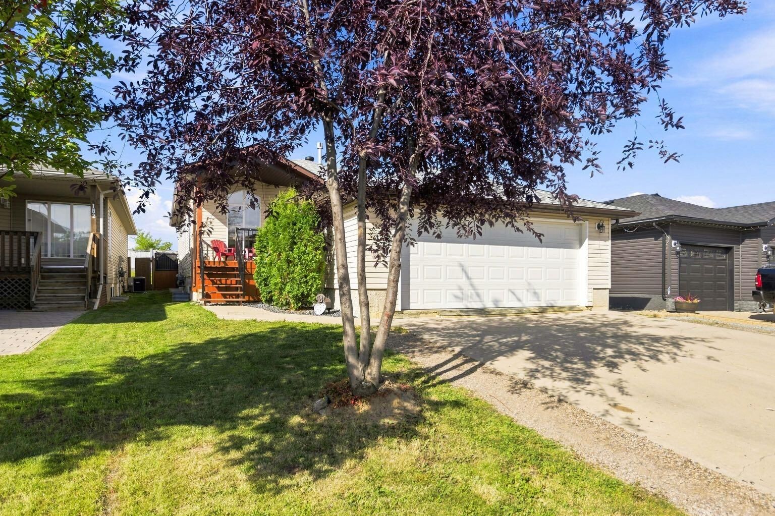 Property Photo:  178 Laffont Way  AB T9K 2R3 