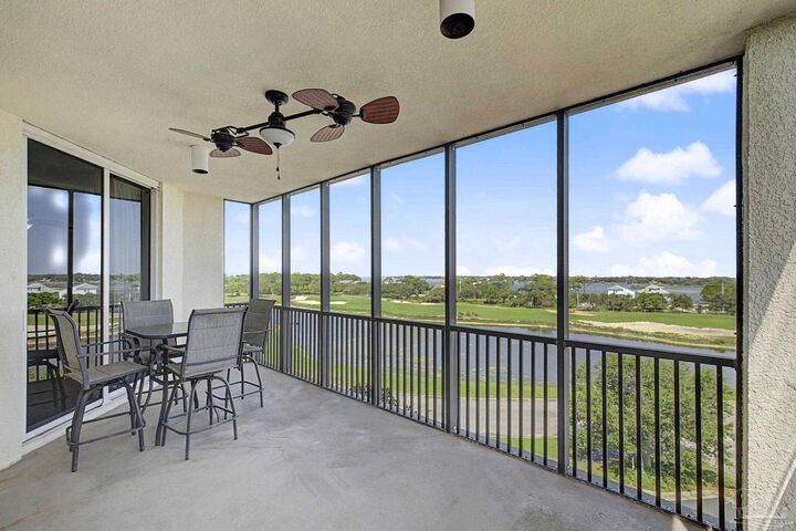 Property Photo: 645 Lost Key Dr 506 FL 32507
