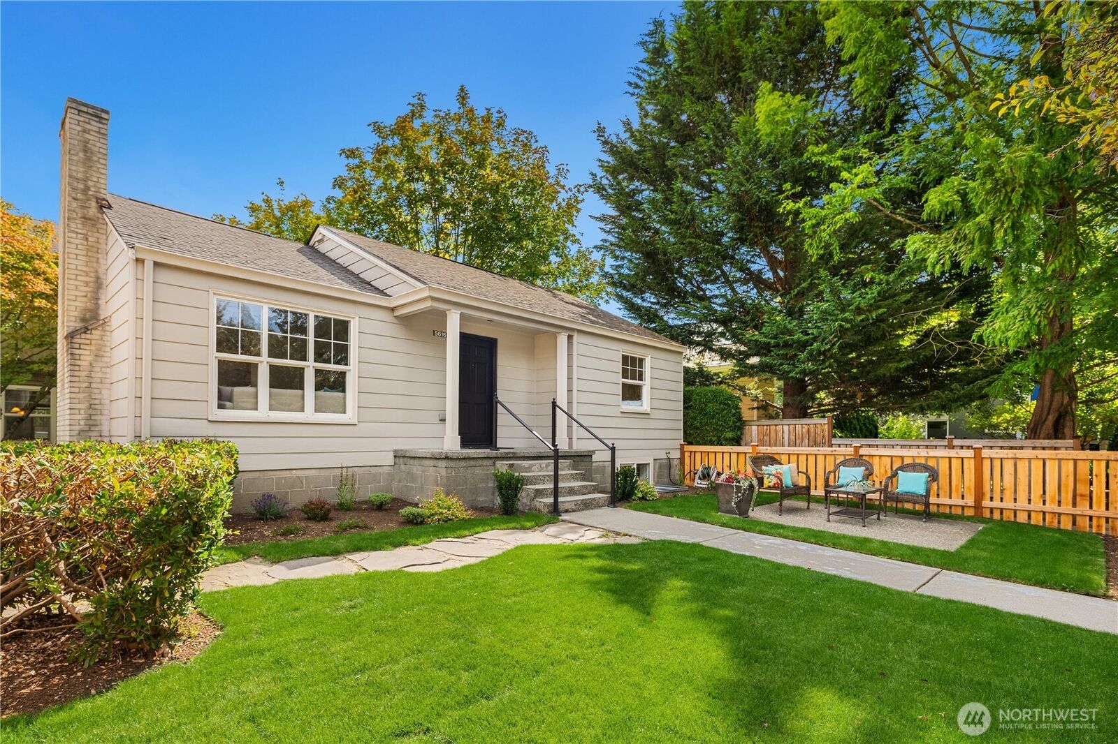 Property Photo:  5616  Fauntleroy Way SW  WA 98136 