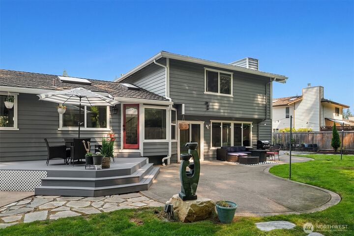 Property Photo:  3914  122nd Place SE  WA 98208 