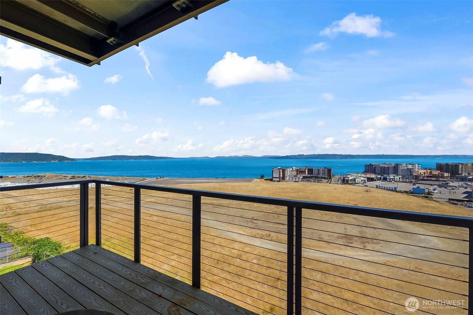 Property Photo: 5204 N Bennett 305 WA 98407