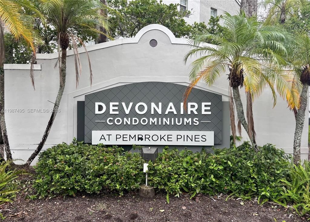 Property Photo:  520 SW 111th Avenue 301  FL 33025 