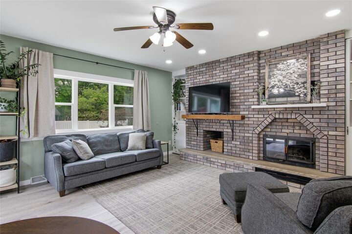 Property Photo:  2519 Bartlett Avenue  WI 54720 