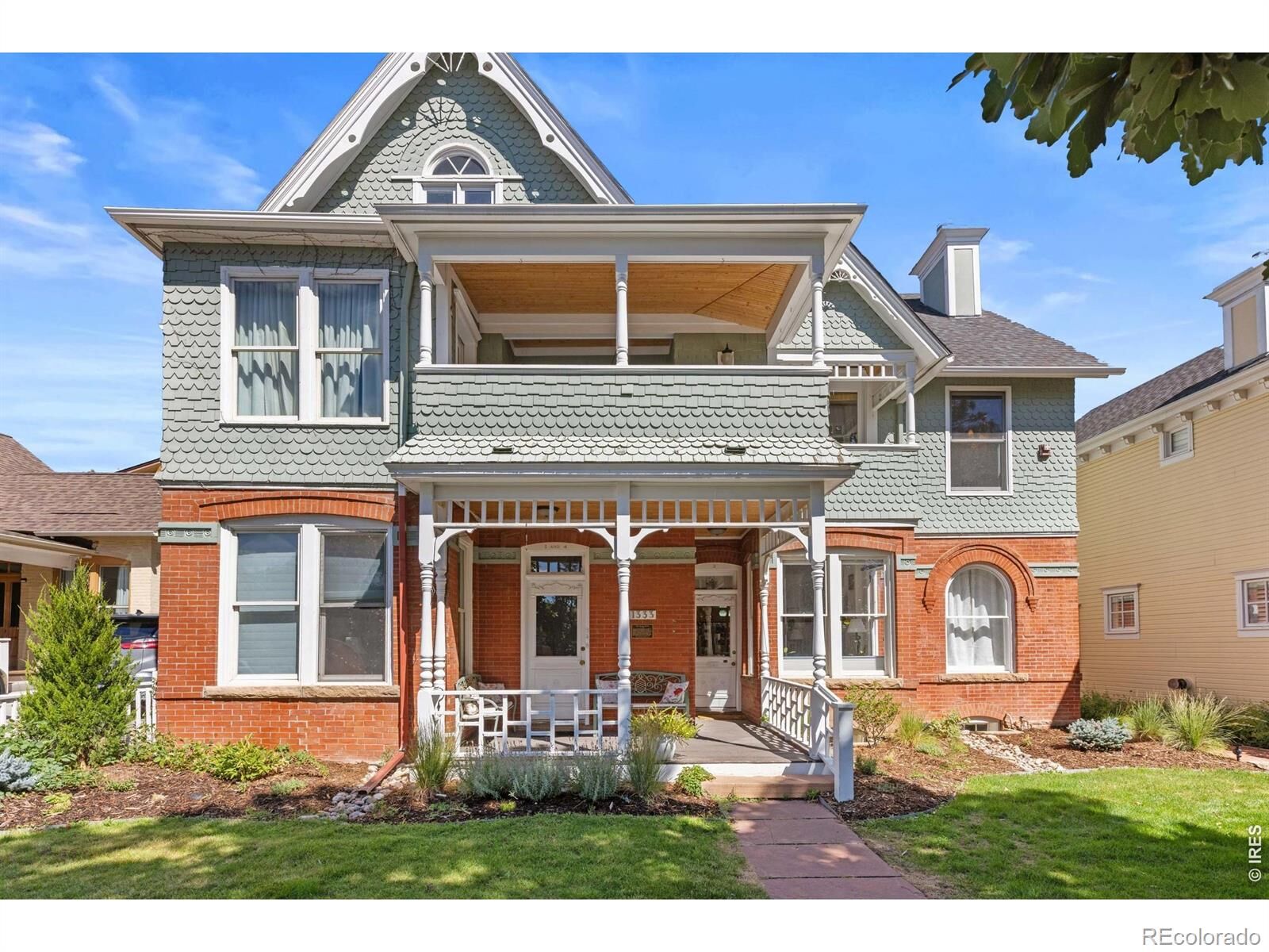 Property Photo:  1333 Pine Street 4  CO 80302 