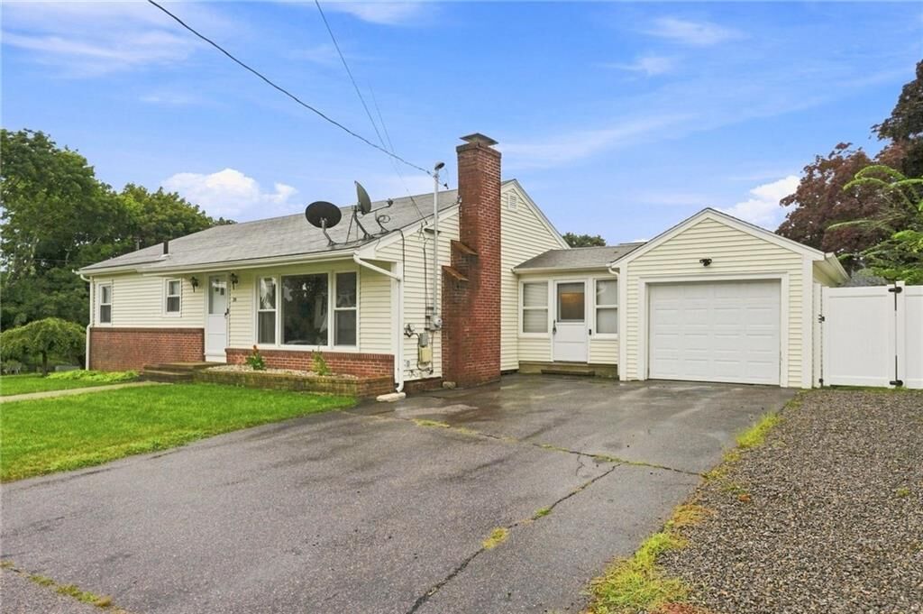 Property Photo:  36 Brookfield Drive  RI 02920 