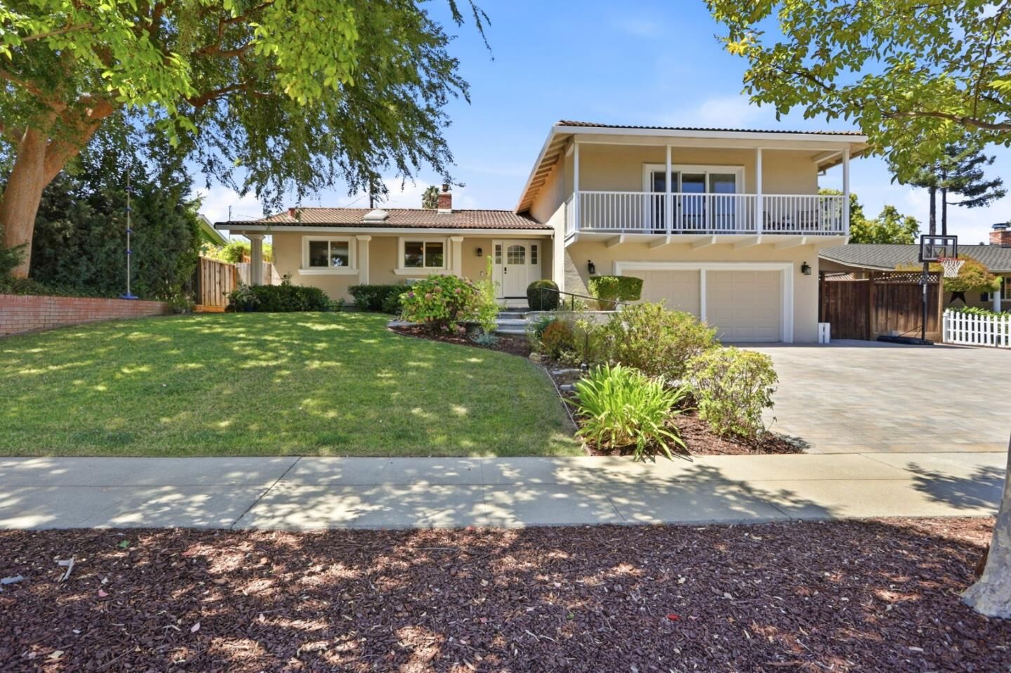 Property Photo:  6463 Camelia Drive  CA 95120 