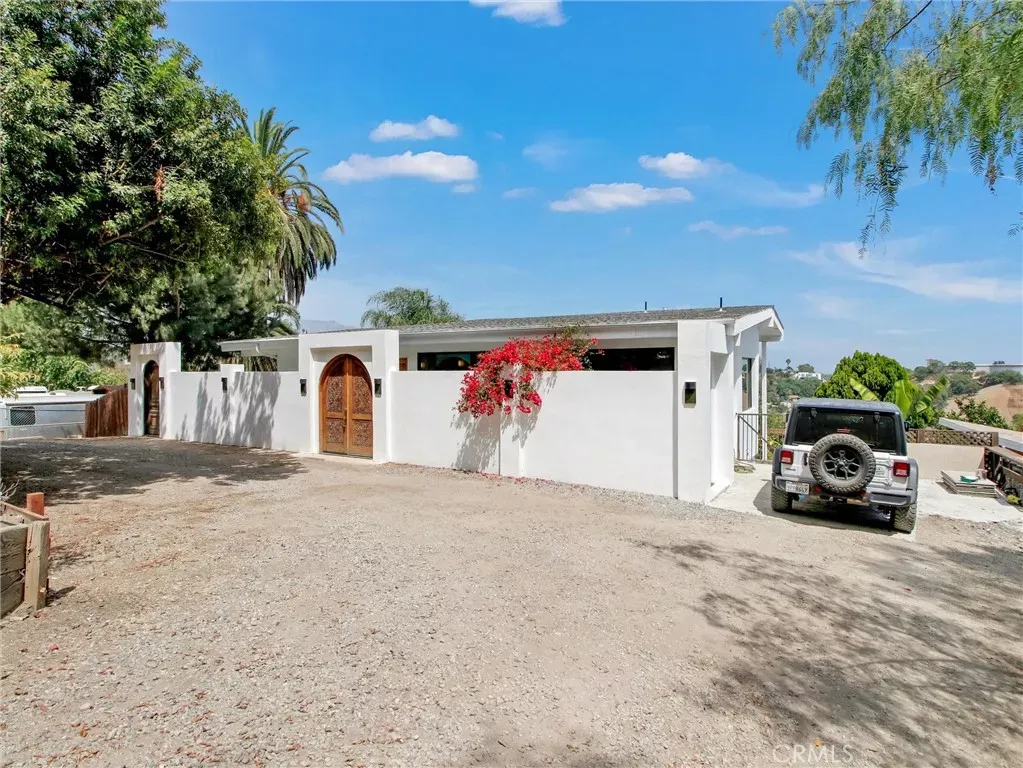Property Photo:  4324 Corona  CA 90032 