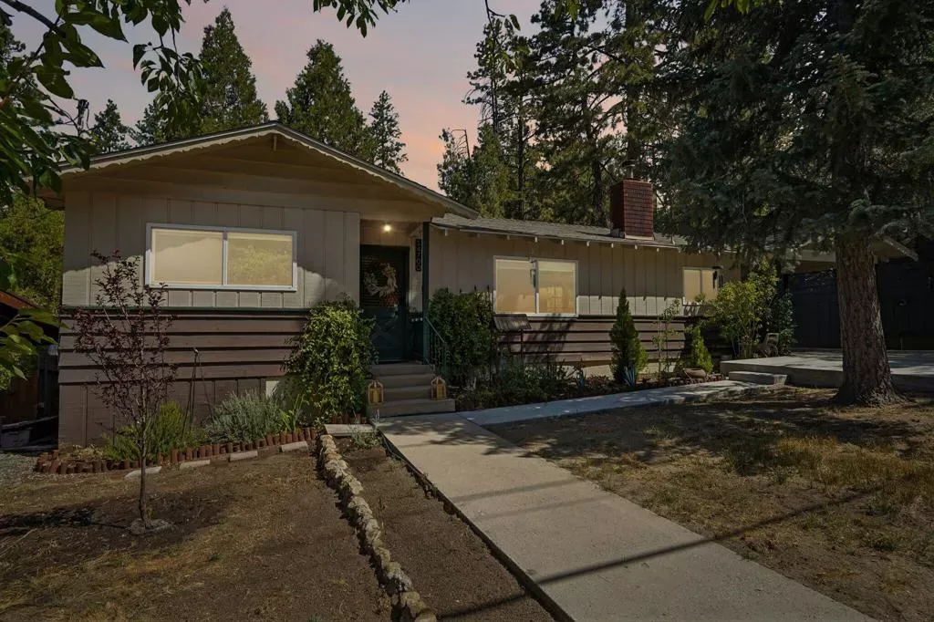 Property Photo: 54700 S Circle Drive CA 92549