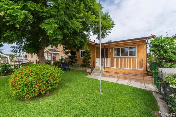 Property Photo:  1345 W 219th  CA 90501 