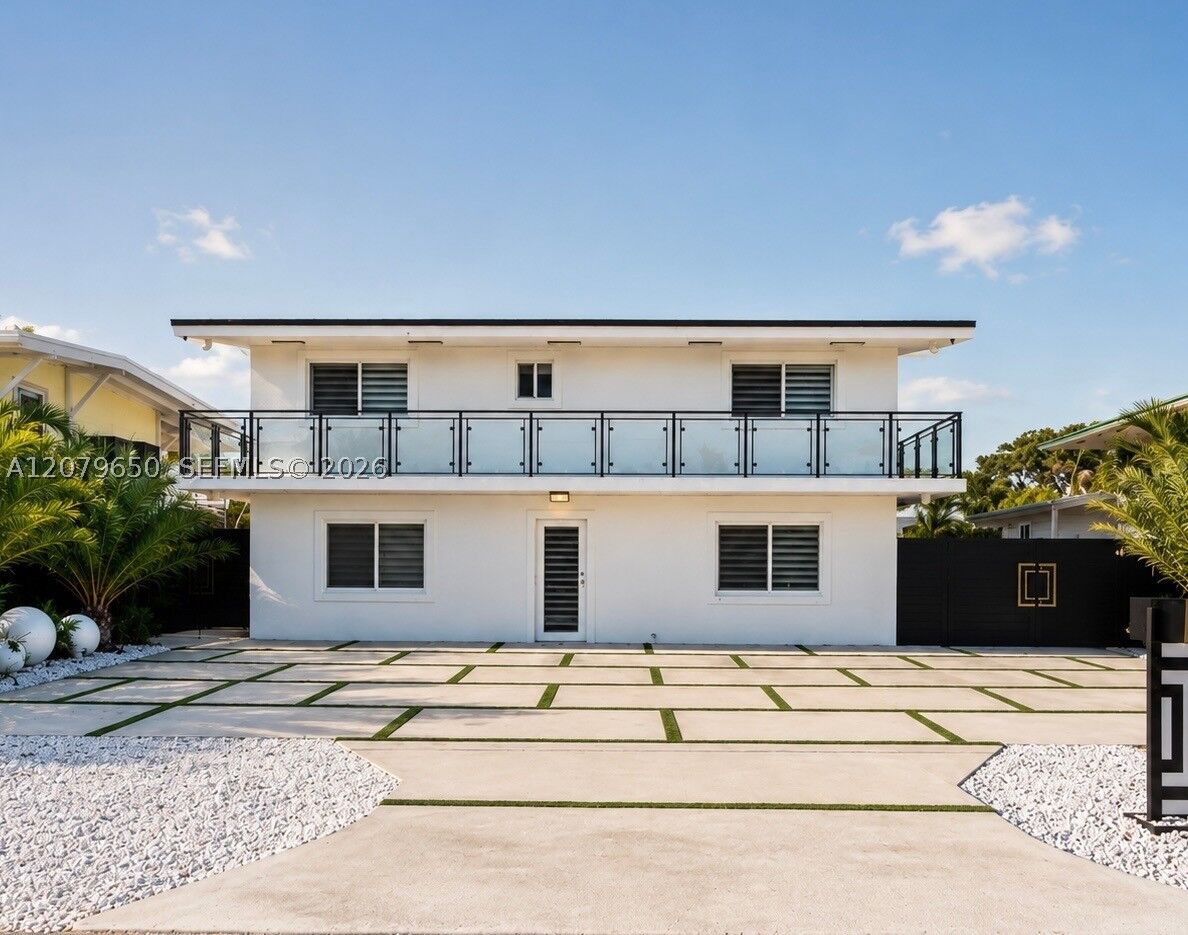 Property Photo:  71 Coral Dr  FL 33037 