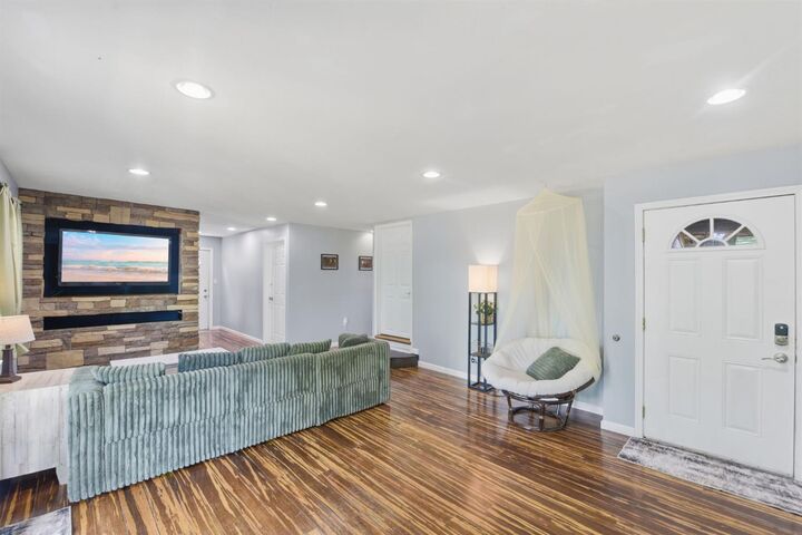 Property Photo:  1153 Wayne Avenue  IN 47025 