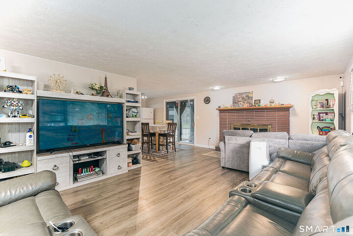 Property Photo:  19 Westview Drive  CT 06234 