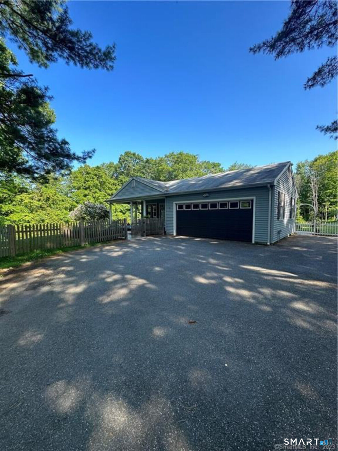Property Photo:  350 Bell Street  CT 06457 