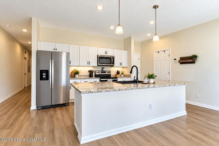 Property Photo:  2111 Thames Road SE  FL 32909 