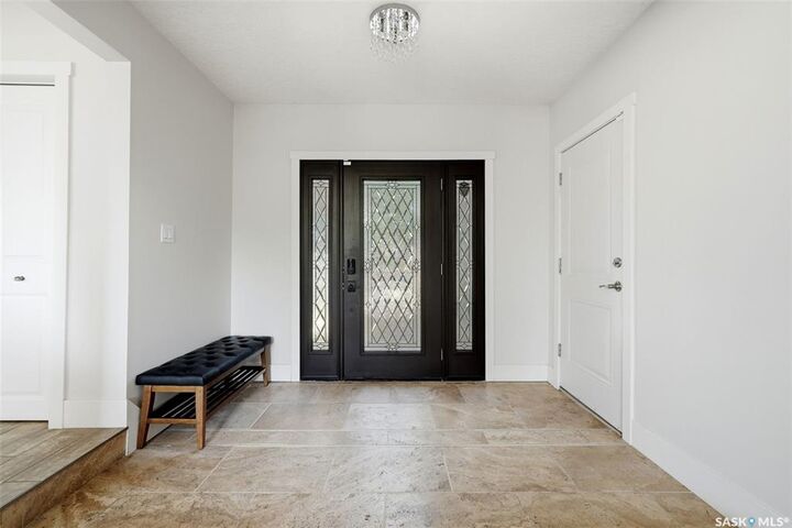 Property Photo:  19 Empress Drive  SK S4T 6M7 