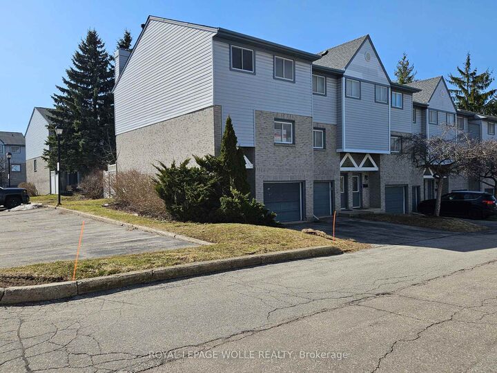 Property Photo: 589 Beechwood Drive 43 ON N2T 2K9