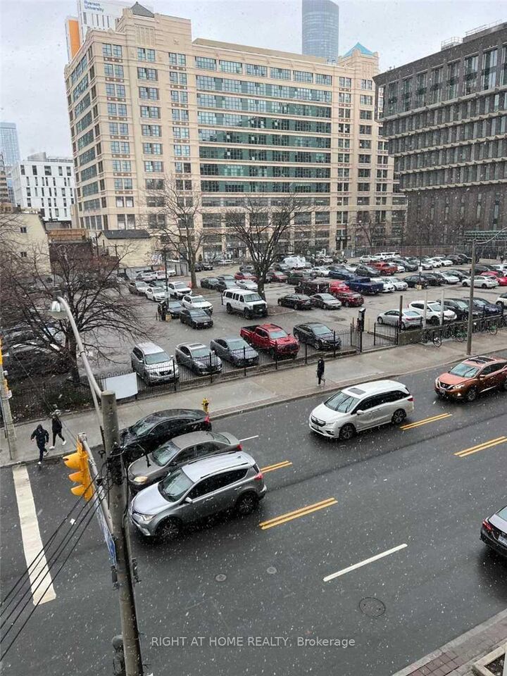 Property Photo:  251 Jarvis Street 216  ON M5B 0C3 