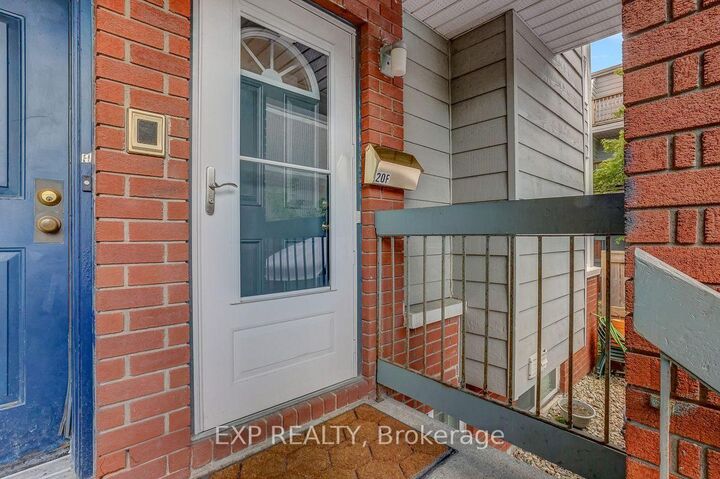 Property Photo: 20 Hart Avenue F ON K1K 4H8
