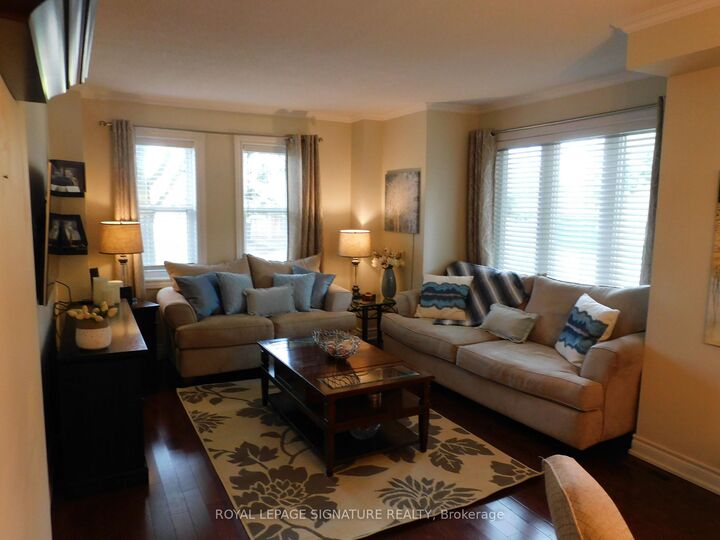 Property Photo:  5865 Dalebrook Crescent 57B  ON L5M 5X1 