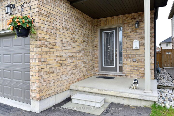Property Photo:  111 Festival Way  ON L0R 1C0 