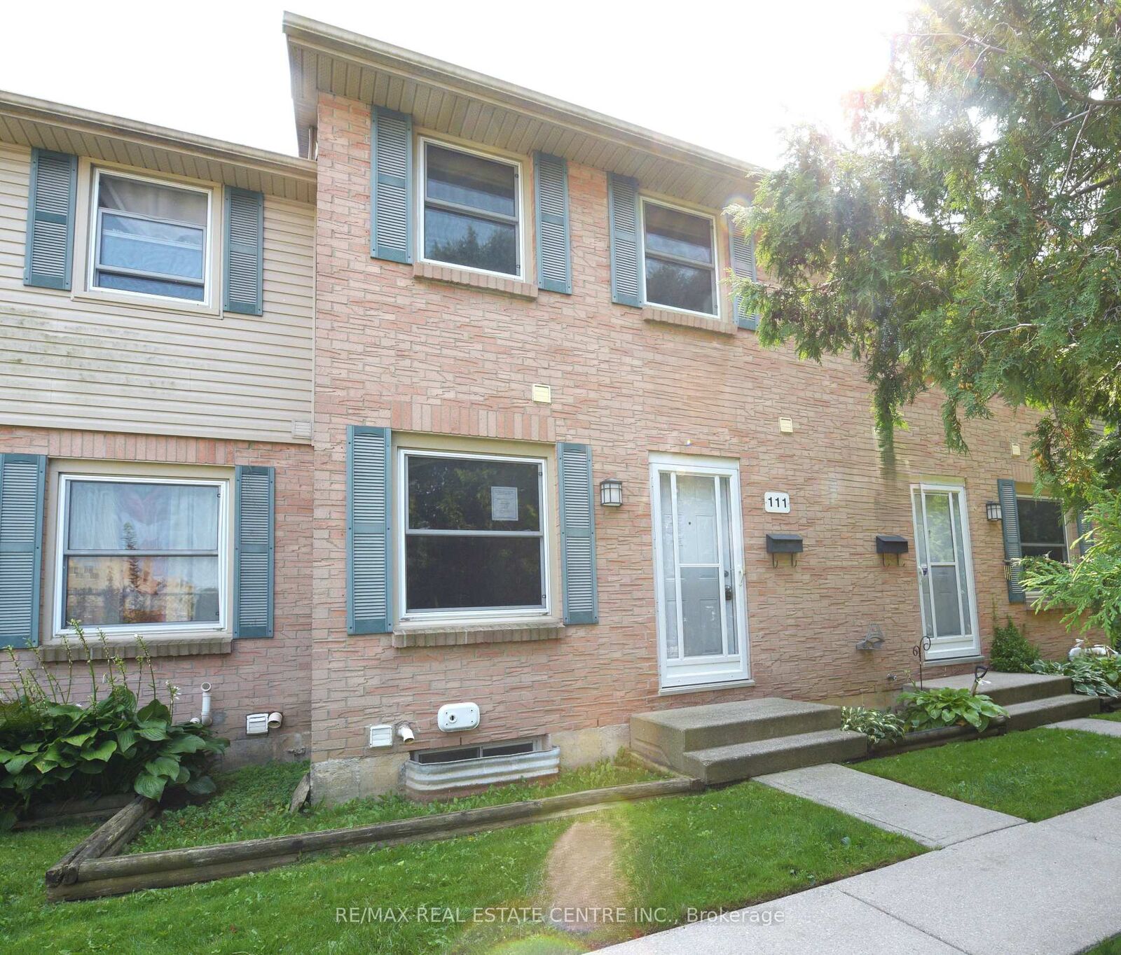 Property Photo: 1247 Huron Street 111 ON N5Y 4X7