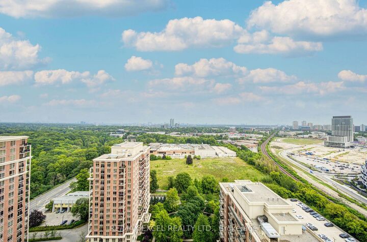 Property Photo:  20 Inn On The Park Drive 2331  ON M3C 0P8 