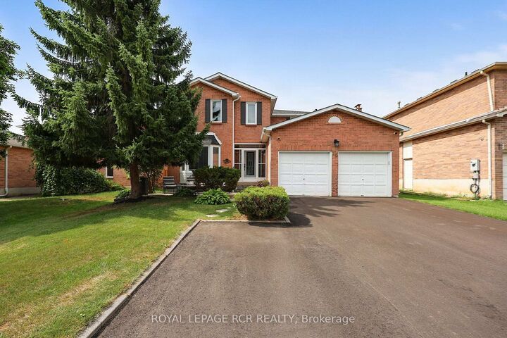 Property Photo: 18 McCabe Crescent ON L7E 5W9