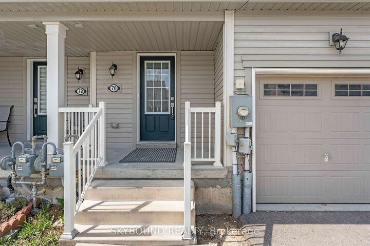 Property Photo: 70 Munro Circle ON N3T 0R5