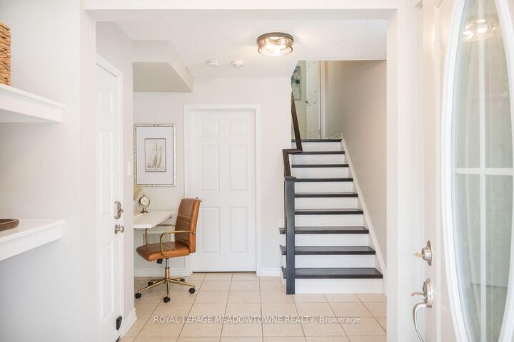 Property Photo: 298 Reis Place ON L9E 0A9