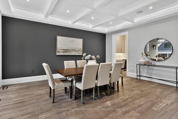 Property Photo: 533 Carson Lane ON L6J 6M3