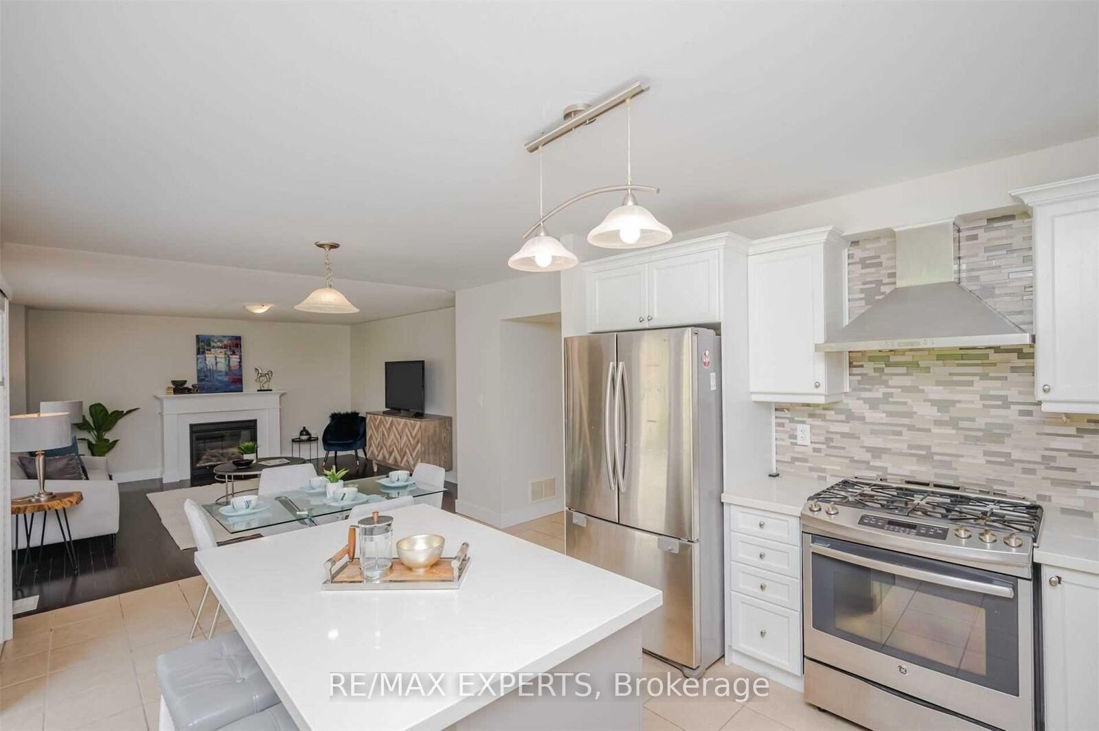 Property Photo:  27 Mooney Trail  ON L9R 0J4 