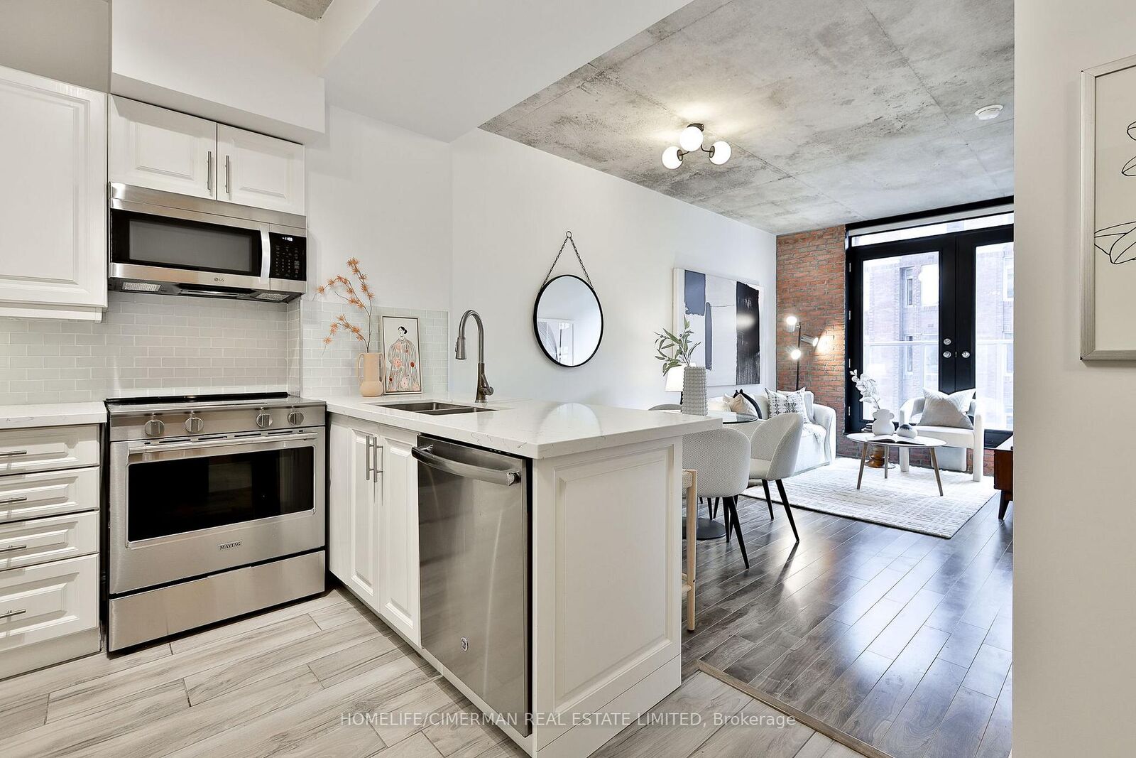 Property Photo: 36 Charlotte Street 503 ON M5V 3P7