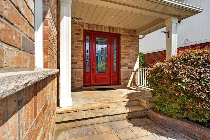 Property Photo: 134 Toscana Drive ON L1R 2Z9