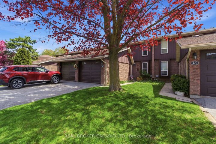 122 Lakeshore Road 46 — photo 1