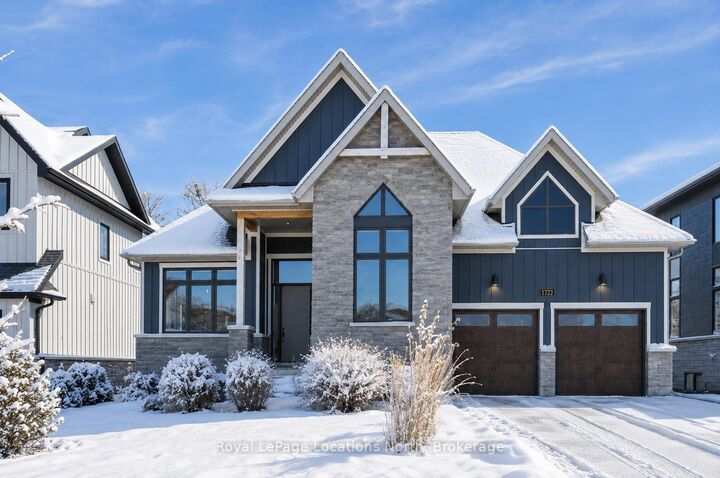 Property Photo:  172 Springside Crescent  ON L9Y 5L3 