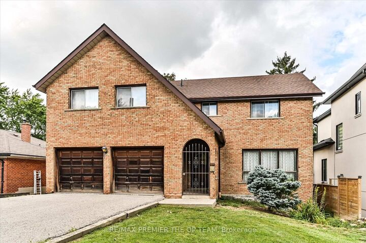 Property Photo: 82 Highland Park Boulevard ON L3T 1B5
